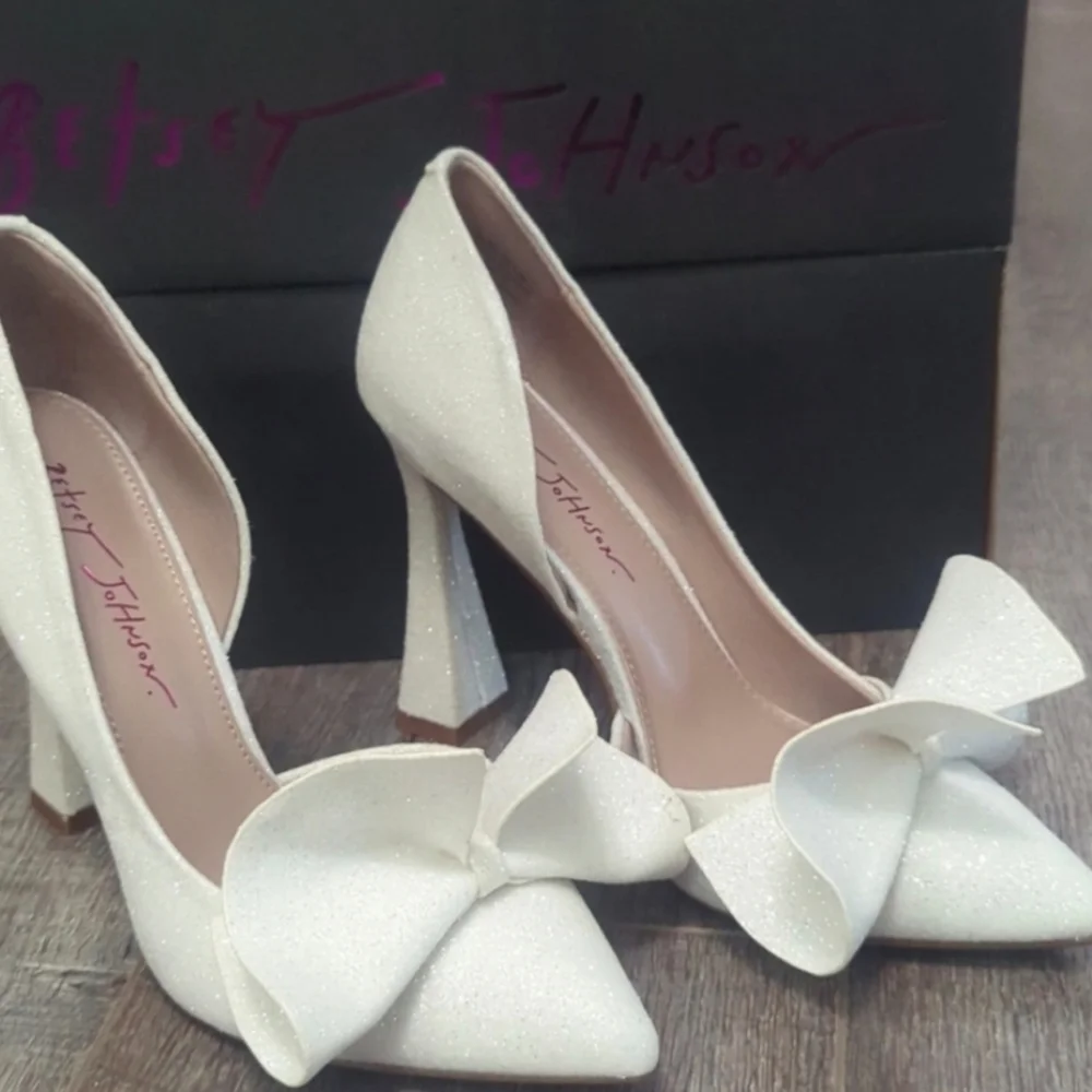 Betsey Johnson Nobble Sparkle Glitter Pumps Womens Size 7